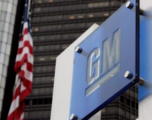 GM invierte en empresa que desarrolla baterías con la ayuda de la inteligencia artificial