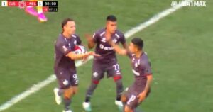 Gol de Pablo Lavandeira al último minuto salvó de la derrota a Melgar vs Cusco FC por Liga 1