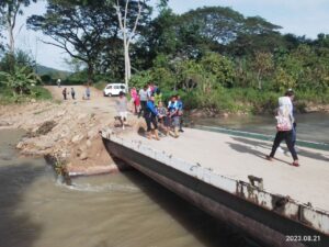 Gremios y Gobierno buscan solución a paso provisional del río Onia
