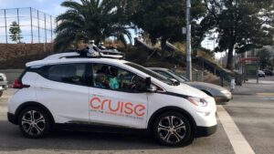 GM-owned Cruise to cut San Francisco robotaxi fleet in half