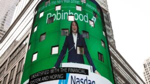 Robinhood should thank the Fed for its first profitable quarter