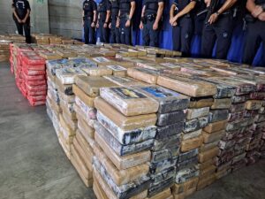 Intervienen más de 9.400 kilos de cocaína en el Puerto de Algeciras en un golpe histórico al narcotráfico en España