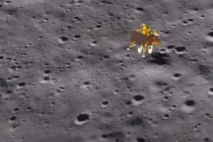 Investigaciones de la misión espacial india hacia la cara sur de la Luna revela la presencia de azufre en la superficie del satélite