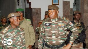 Junta golpista de Níger pone en “alerta máxima” a sus tropas – DW – 26/08/2023