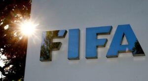 La FIFA suspende por tres meses a Luis Rubiales