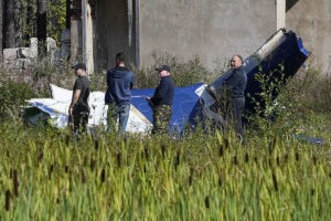 Los investigadores barajan que hubiese un explosivo en la zona del tren de aterrizaje del avin de Prigozhin