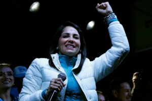 Luisa Gonzlez, una tecncrata teledirigida por Rafael Correa