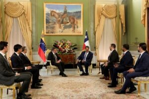 Maduro Recibe a Nuevos Embajadores de Tres Países