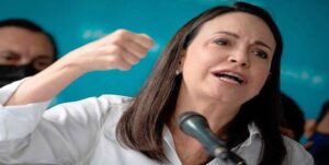 María Corina presenta las bases para “reenergizar” los hogares venezolanos
