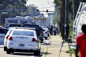 Mueren tres personas tras tiroteo en Florida