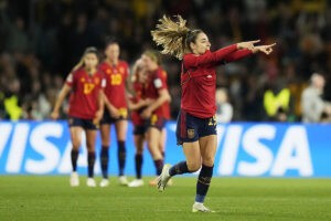 Mundial de Fútbol Femenino: España se proclama campeona del mundo con un zurdazo que tumba todos los muros