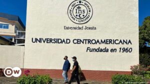 Nicaragua crea universidad estatal en sustitución de la UCA – DW – 18/08/2023