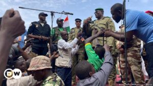 Níger acusa a "potencia extranjera" de "preparar agresión" – DW – 07/08/2023