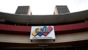 Nuevas autoridades electorales de Venezuela asumen sus cargos, excontralor preside organismo