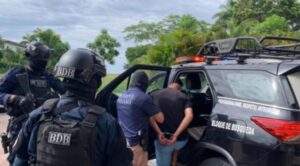 Panamá extradita a EEUU a ciudadanos solicitados por estafa