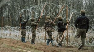 Polonia anuncia la creación de un grupo de trabajo para entrenar al Ejército en la frontera con Bielorrusia