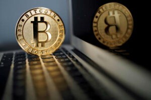 Red social X recibe autorización para pagar y comercializar Bitcoin y otras criptomonedas