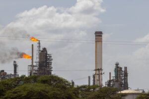 Régimen chavista oficializa nuevas tarifas de gas metano para sectores manufactura y comercial