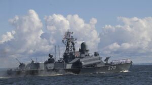 Reino Unido confirma "daños graves" en el buque ruso atacado 'Olenegorski Gorniak'