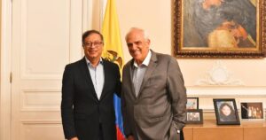 Similitudes y diferencias entre los Gobiernos de Gustavo Petro y Ernesto Samper, dos presidentes señalados de recibir dinero ilegal para llegar a la Casa de Nariño