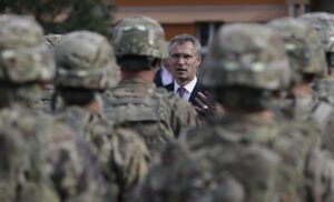 Stoltenberg afirma que la OTAN mantiene su postura sobre la integridad territorial de Ucrania