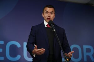 Tiroteo sin víctimas durante el cierre de campaña del candidato ecuatoriano Daniel Noboa
