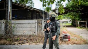 Un coche de policía explota en Tailandia dejando al menos un muerto