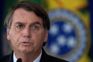 Un hacker confiesa que Bolsonaro le sugirió manipular las urnas de votación