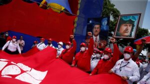 Venezuela nombra a nueva presidenta de estatal petroquímica Pequiven