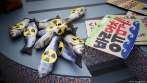 Vertido de Fukushima: China suspende importación de productos del mar japoneses