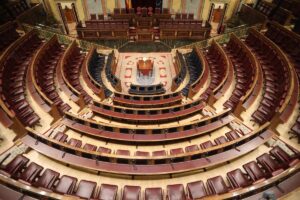 Voces de Sumar sugieren al PSOE ceder la Presidencia del Congreso para facilitar el pacto con los socios