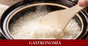 ¿Por qué es fundamental freír el arroz antes de cocerlo para conseguir el resultado perfecto?