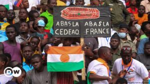 Protestas en Níger reiteran exigencia a Francia de irse – DW – 01/09/2023