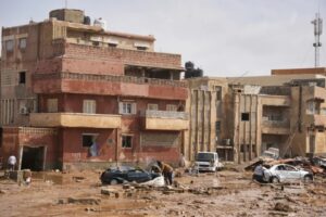 Al menos 10 mil desaparecidos dejó paso del ciclón Daniel por Libia, dice la FICR