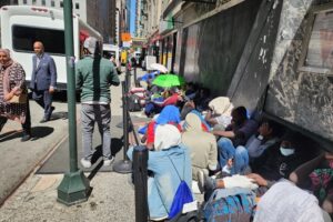 Alcalde de Nueva York aseguró que los migrantes “destruirán la ciudad” y dijo que “no ve un final” para la crisis