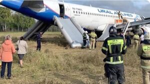 Aterriza de emergencia un avión ruso con más de 160 personas