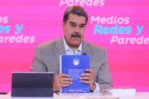 Campaña por reelección de Nicolás Maduro aún «calienta el brazo»