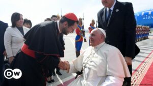 China desea “reforzar la confianza mutua” con el Vaticano – DW – 01/09/2023