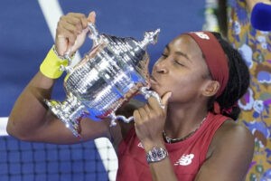 Con 19 años, Coco Gauff alza su primer Grand Slam con emocionante triunfo en el US Open