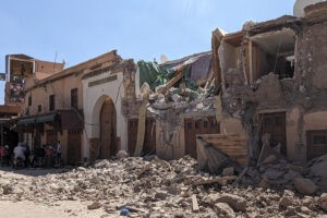 Devastador terremoto en Marruecos pasa de las mil personas muertas