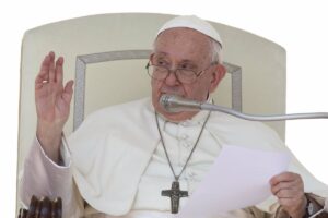 El Papa insta a Europa a crecer en la fe para no ser indiferentes "al trágico descarte de la vida humana"