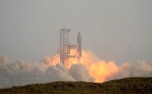 El regulador de EE.UU. veta los vuelos del Starship hasta que SpaceX no aplique reformas