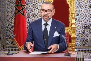 El rey de Marruecos visita a los heridos del terremoto, ms de 72 horas despus