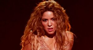 Fiscalía española acusa a Shakira de defraudar 6 millones de euros