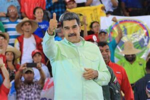 Fondo permanente de $5 millones y gasolina: Maduro a pescadores