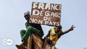 Francia anuncia retirada de embajador y militares de Níger – DW – 24/09/2023