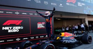 GP de Japón: Red Bull es campeón del mundo de Constructores con Max Verstappen; Checo Pérez quedó fuera en la octava vuelta