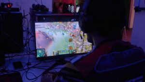 Gamers en Caracas buscan alternativas para poder disfrutar de los videojuegos, ante los costos y conectividad