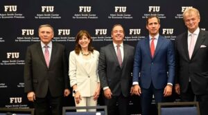 Guaidó anunció su incorporación a la Universidad Internacional de la Florida: impartirá seminario sobre “recuperación democrática y resistencia ante dictaduras” - AlbertoNews