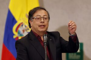 Gustavo Petro anunció reunión con Panamá por crisis migratoria en Darién e insistió en que se debe “desbloquear a Venezuela” (+Video)